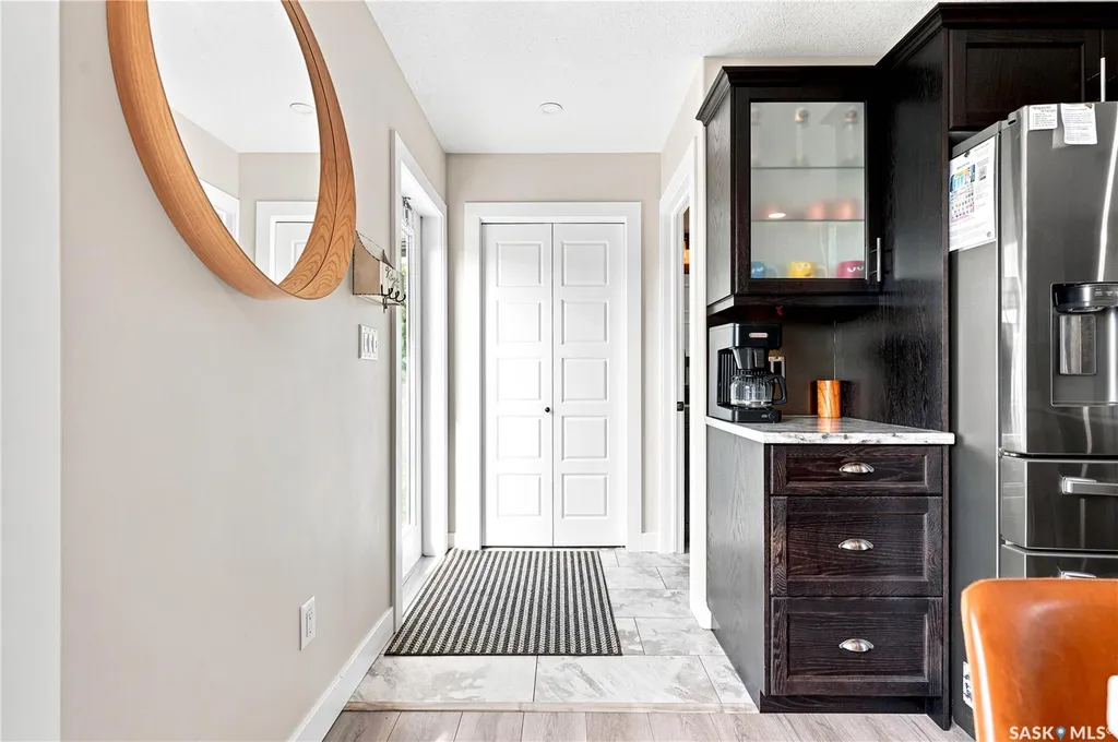 944 Glenview Cove Martensville SK S0K 0A2