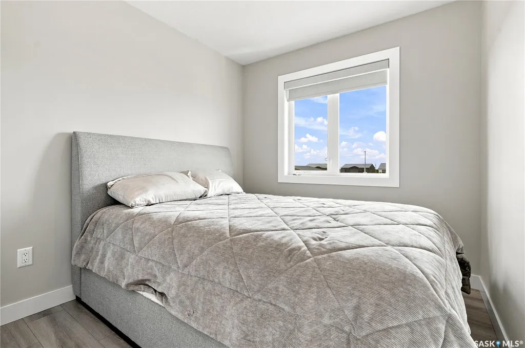 944 Glenview Cove Martensville SK S0K 0A2