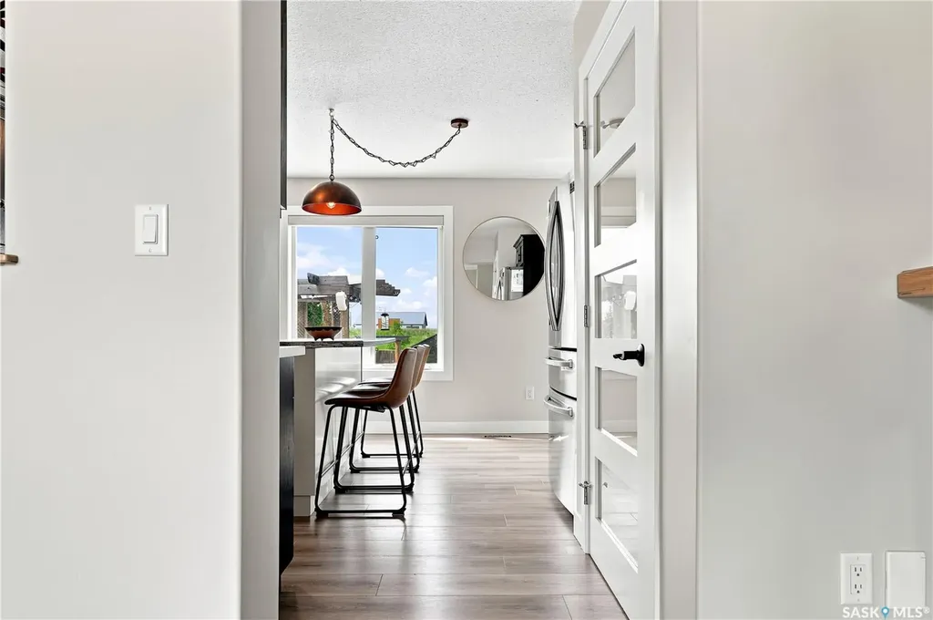 944 Glenview Cove Martensville SK S0K 0A2