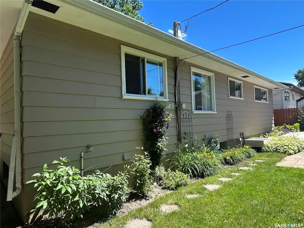 231 Duncan Road Estevan SK S4A 0A3