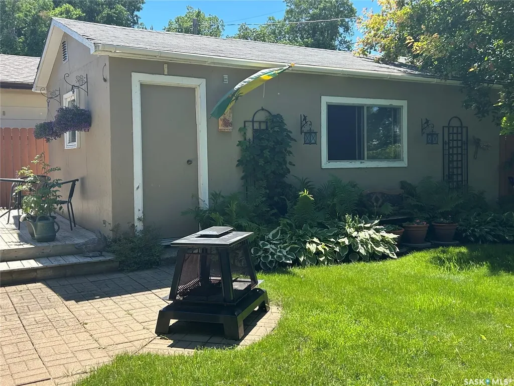 231 Duncan Road Estevan SK S4A 0A3