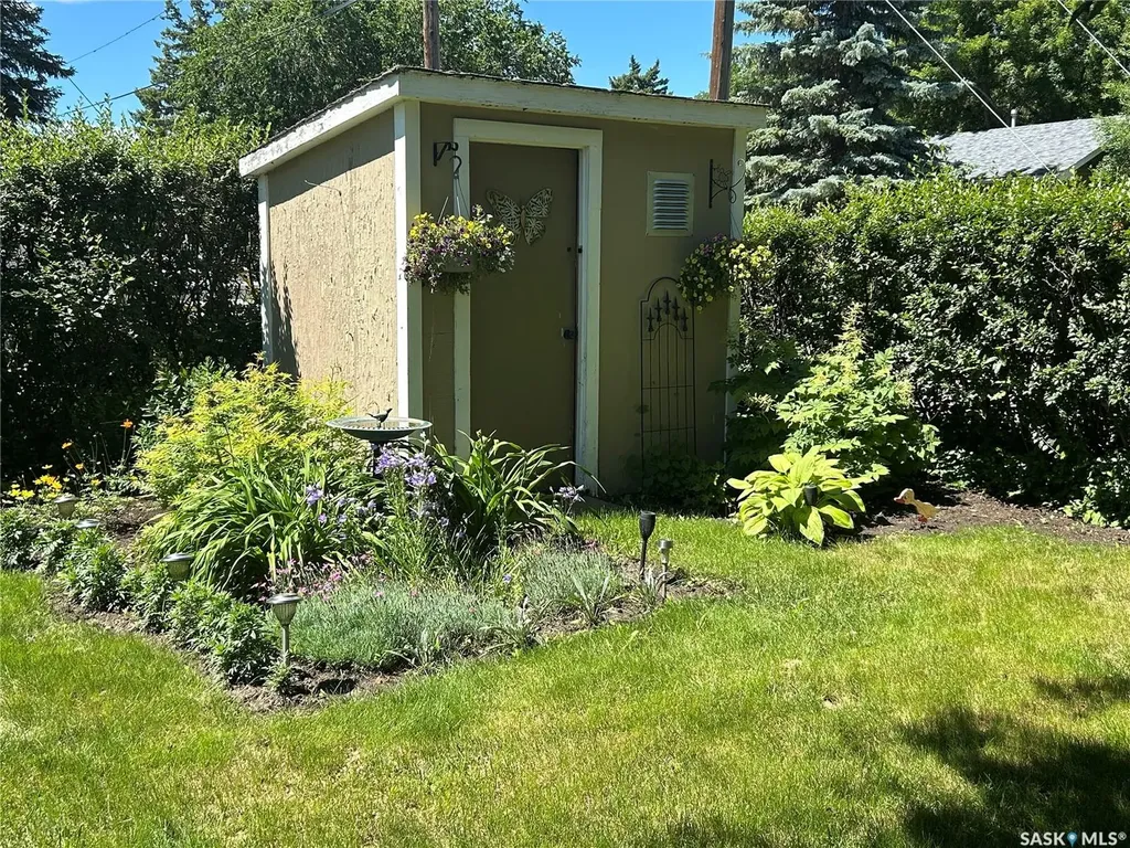 231 Duncan Road Estevan SK S4A 0A3