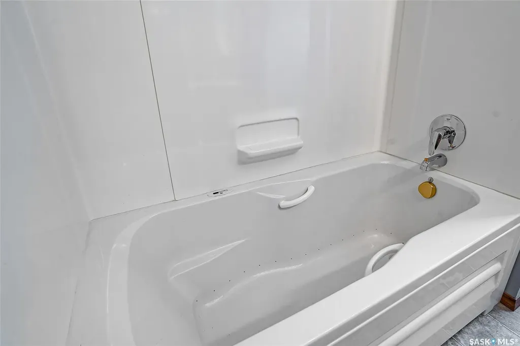 310 Adelaide Street E Saskatoon SK S7J 0H7
