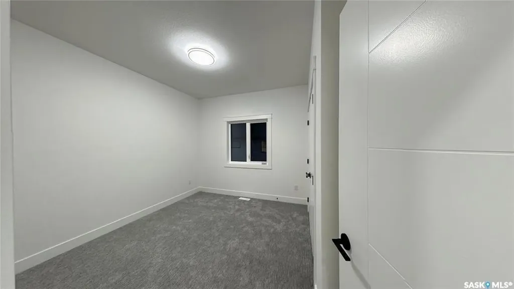 355 Nazarali Way Saskatoon SK S7V 1X9