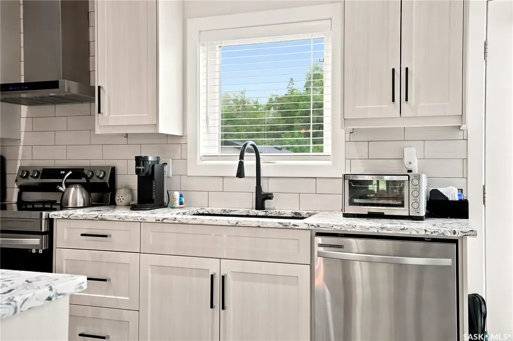 414A 109th Street W Saskatoon SK S7N 1R7