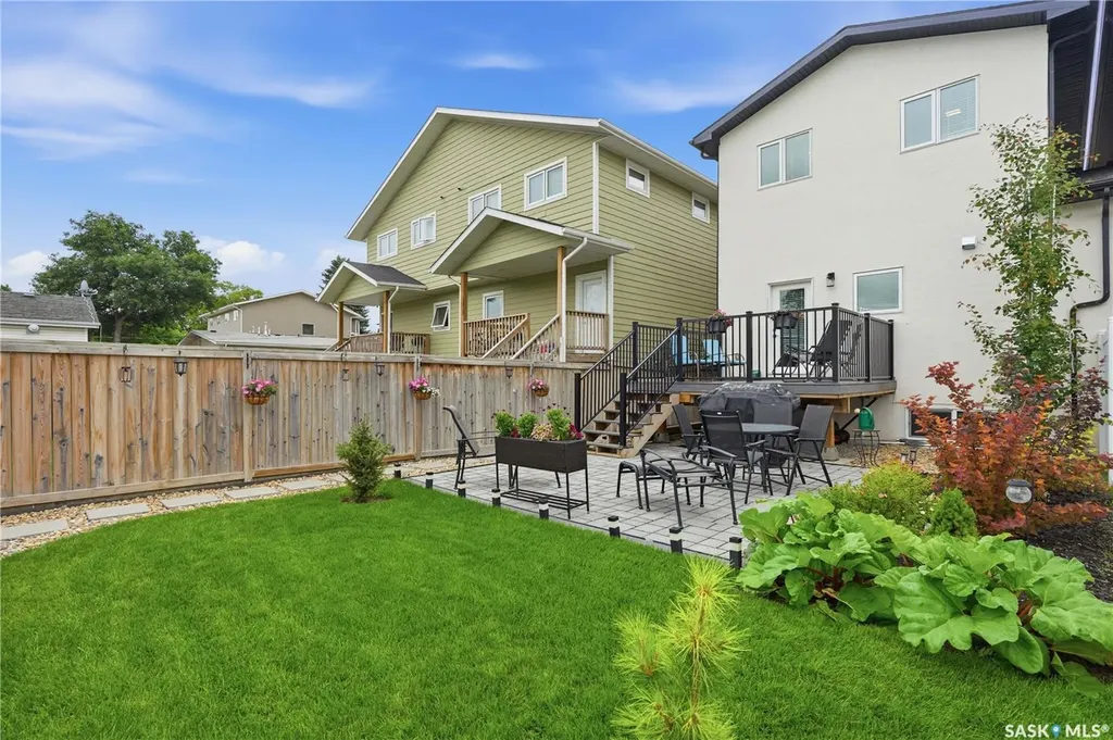 414A 109th Street W Saskatoon SK S7N 1R7