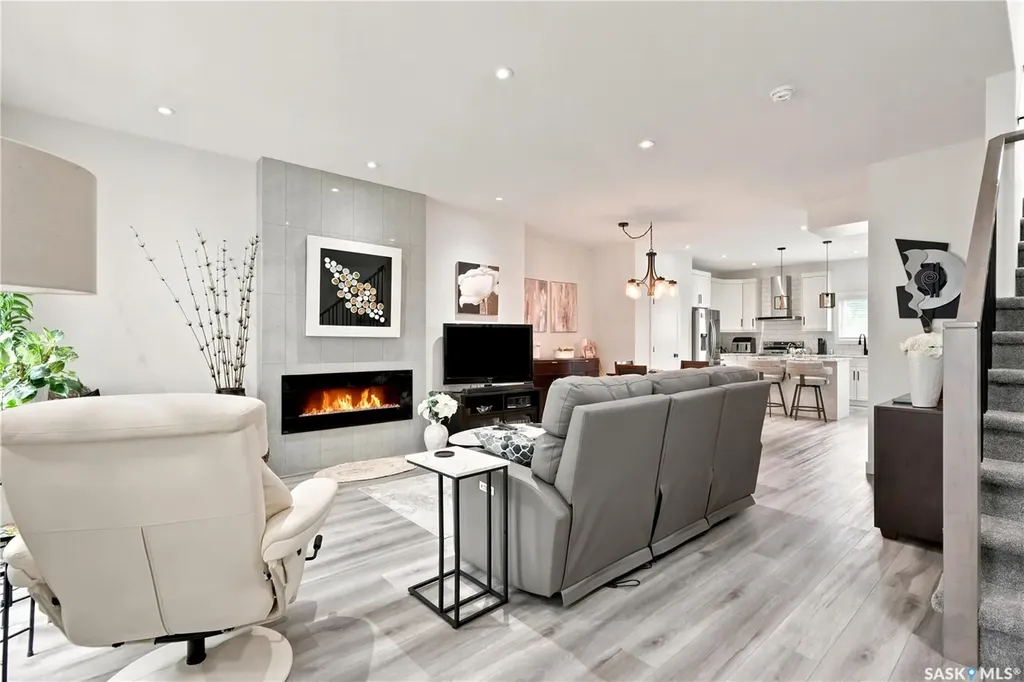 414A 109th Street W Saskatoon SK S7N 1R7