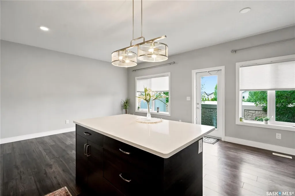 115 Veltkamp Crescent Saskatoon SK S7T 0T7