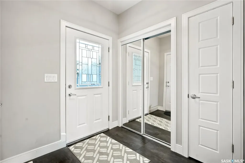115 Veltkamp Crescent Saskatoon SK S7T 0T7