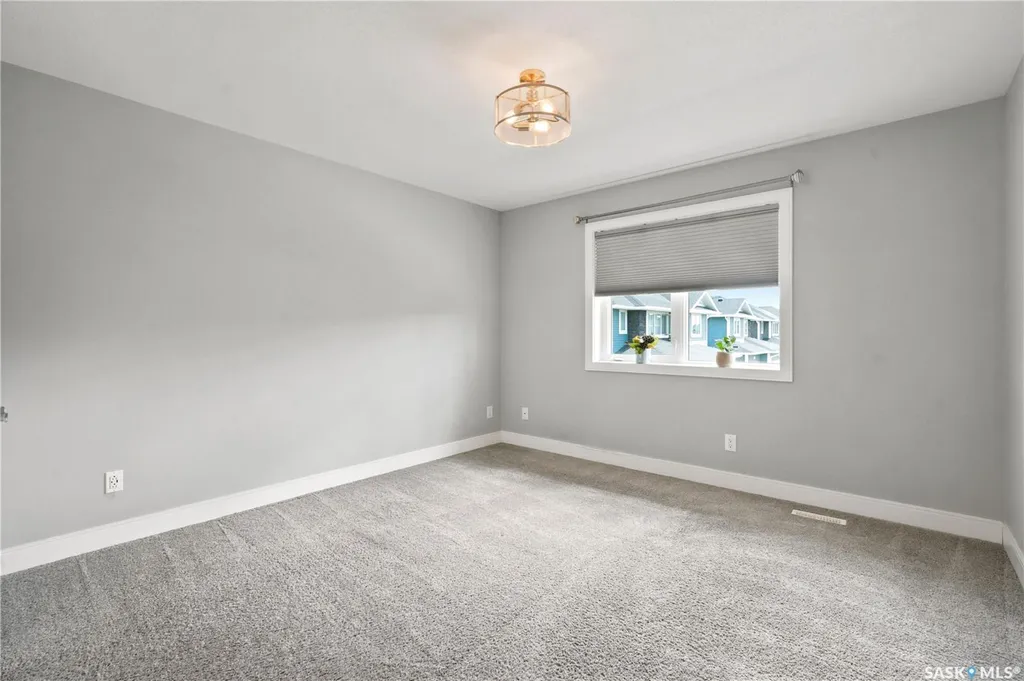 115 Veltkamp Crescent Saskatoon SK S7T 0T7