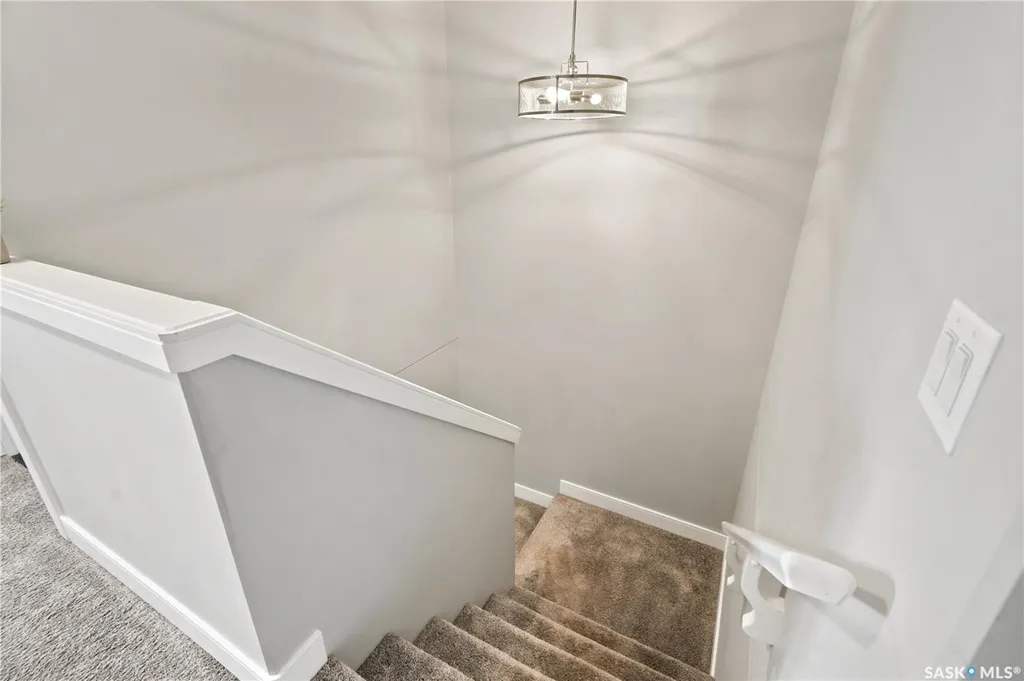 115 Veltkamp Crescent Saskatoon SK S7T 0T7