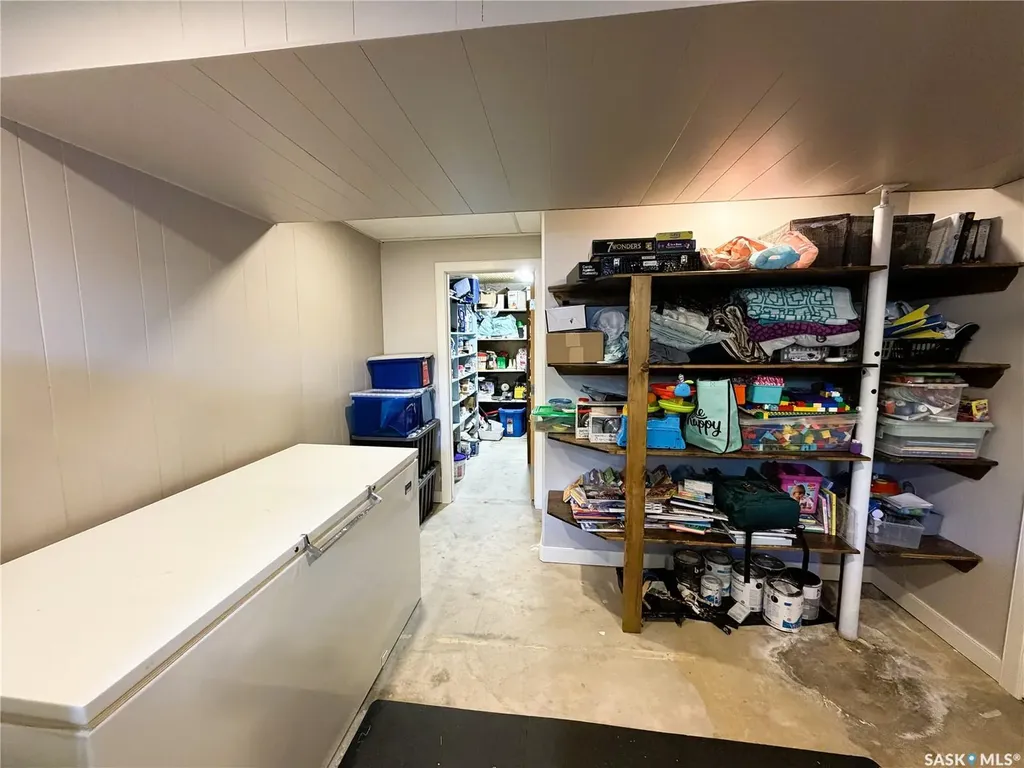 303 3rd Avenue E Debden SK S0J 0S0