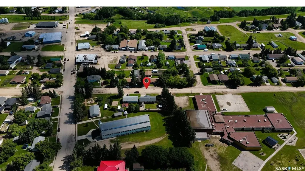 303 3rd Avenue E Debden SK S0J 0S0