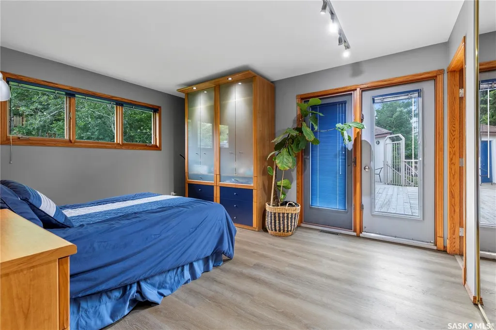 270 Prospect Crescent Lumsden SK S0G 3C0