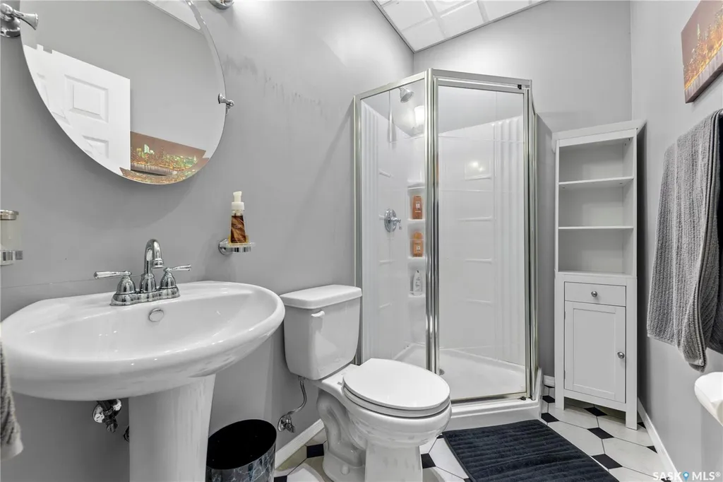 270 Prospect Crescent Lumsden SK S0G 3C0