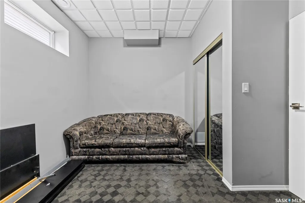 270 Prospect Crescent Lumsden SK S0G 3C0