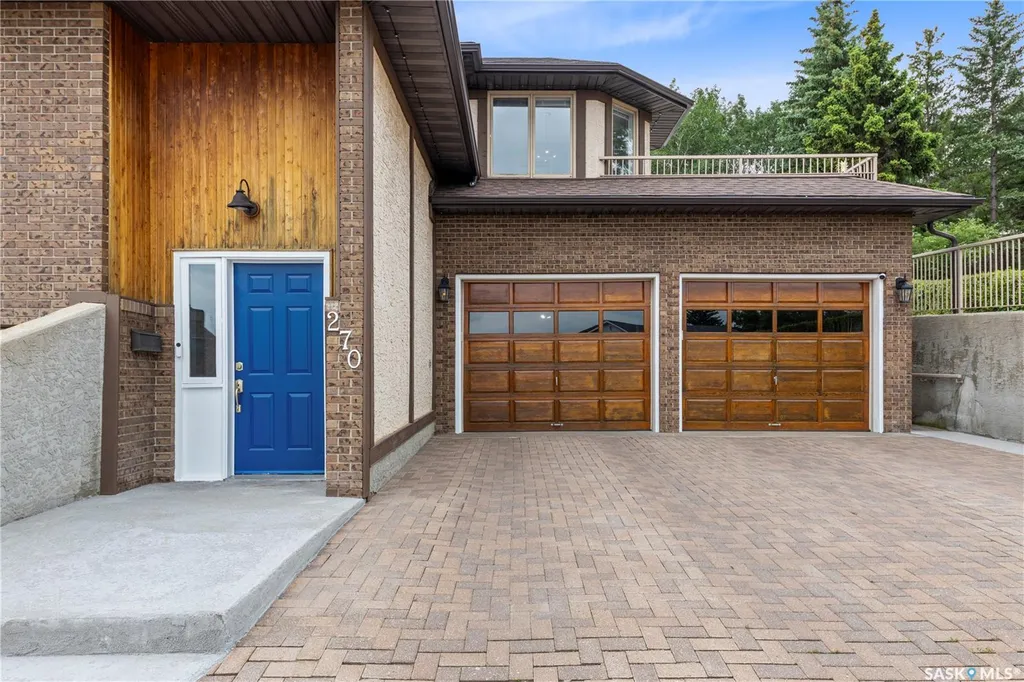 270 Prospect Crescent Lumsden SK S0G 3C0