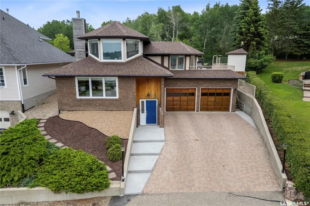 270 Prospect Crescent Lumsden SK S0G 3C0
