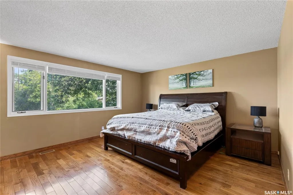 342 4th Street E Regina Beach SK S0G 4C0