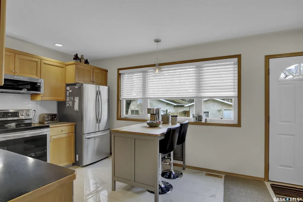 2734 Victoria Avenue Regina SK S4T 1K3