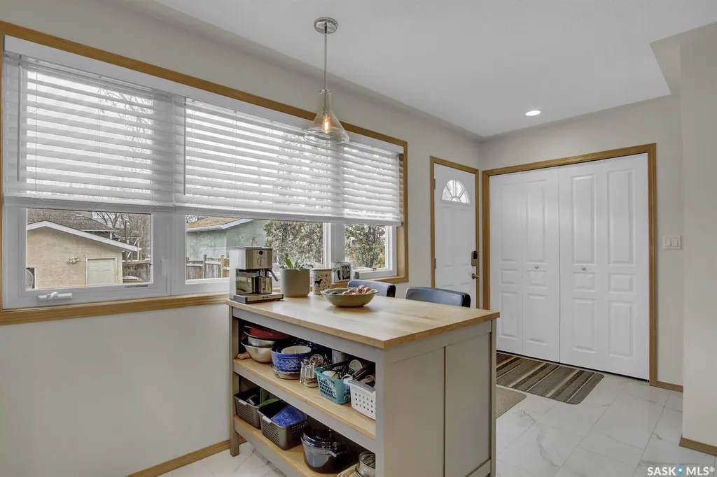 2734 Victoria Avenue Regina SK S4T 1K3