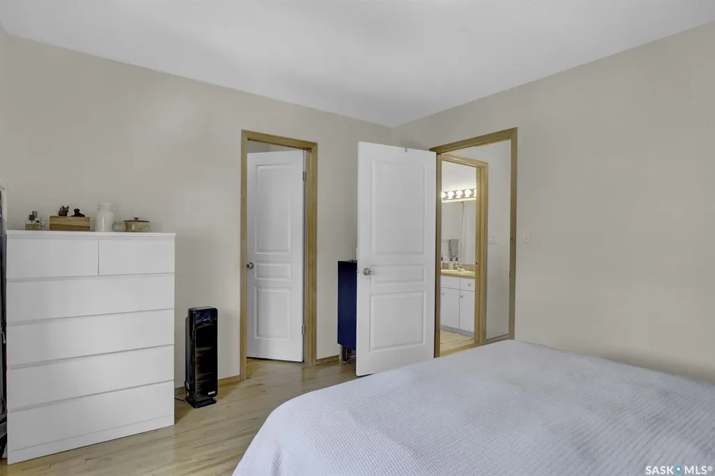2734 Victoria Avenue Regina SK S4T 1K3