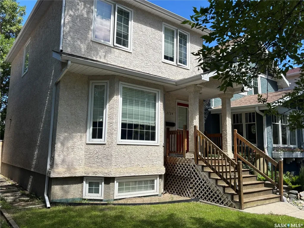 2734 Victoria Avenue Regina SK S4T 1K3