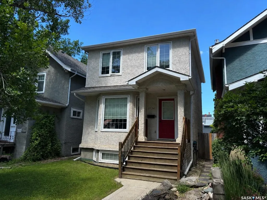 2734 Victoria Avenue Regina SK S4T 1K3