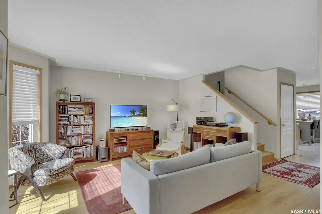 2734 Victoria Avenue Regina SK S4T 1K3