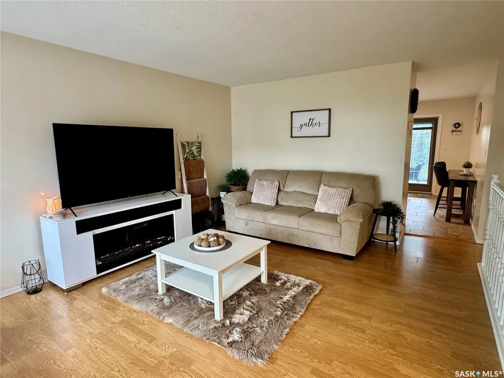 109 Watt Place La Ronge SK S0J 1L0