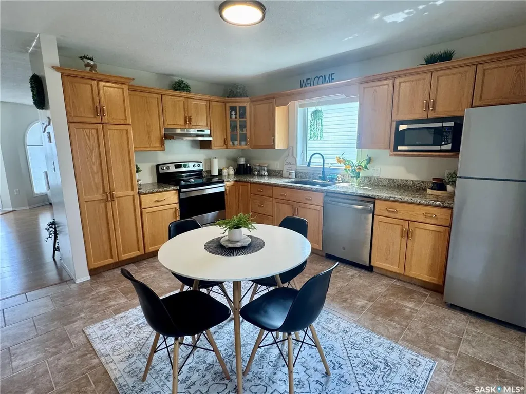 109 Watt Place La Ronge SK S0J 1L0