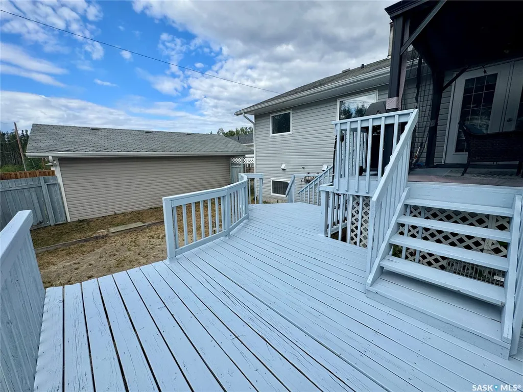 109 Watt Place La Ronge SK S0J 1L0