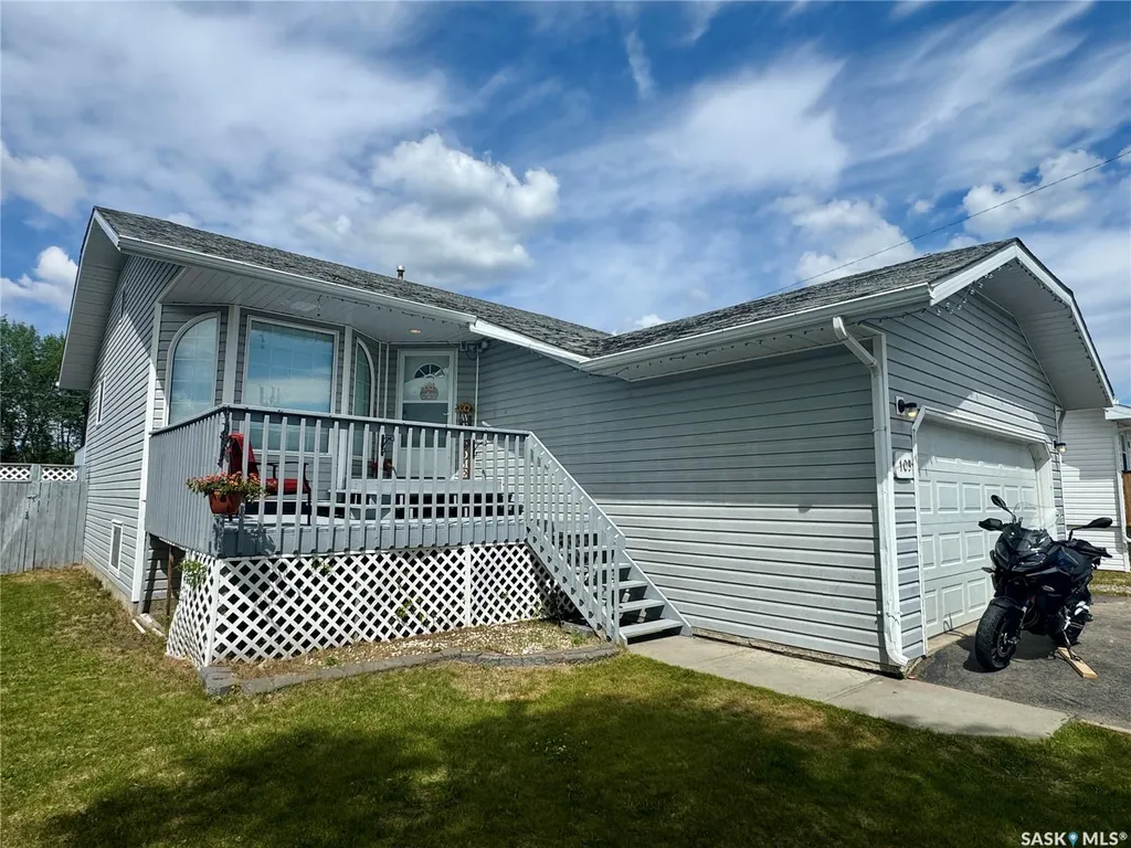 109 Watt Place La Ronge SK S0J 1L0
