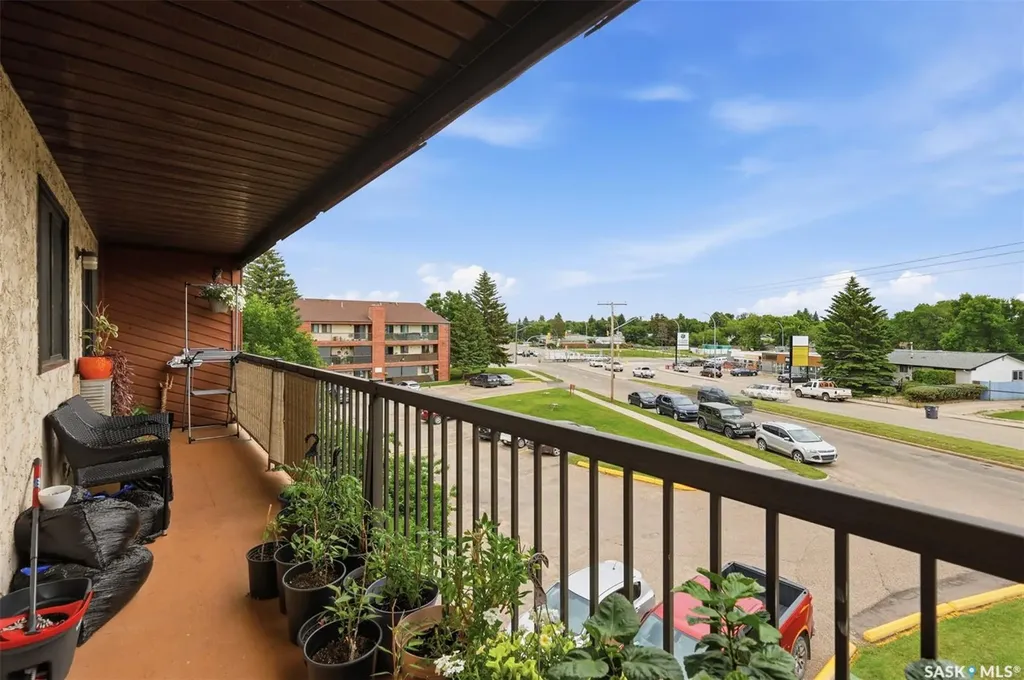 3302 33rd Street W Saskatoon SK S7L 6C9