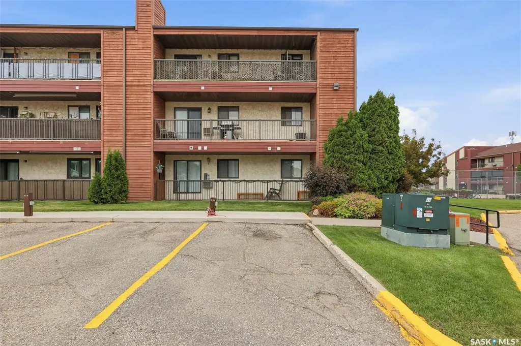 3302 33rd Street W Saskatoon SK S7L 6C9