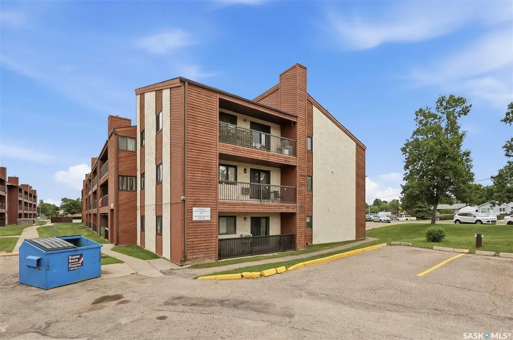 3302 33rd Street W Saskatoon SK S7L 6C9
