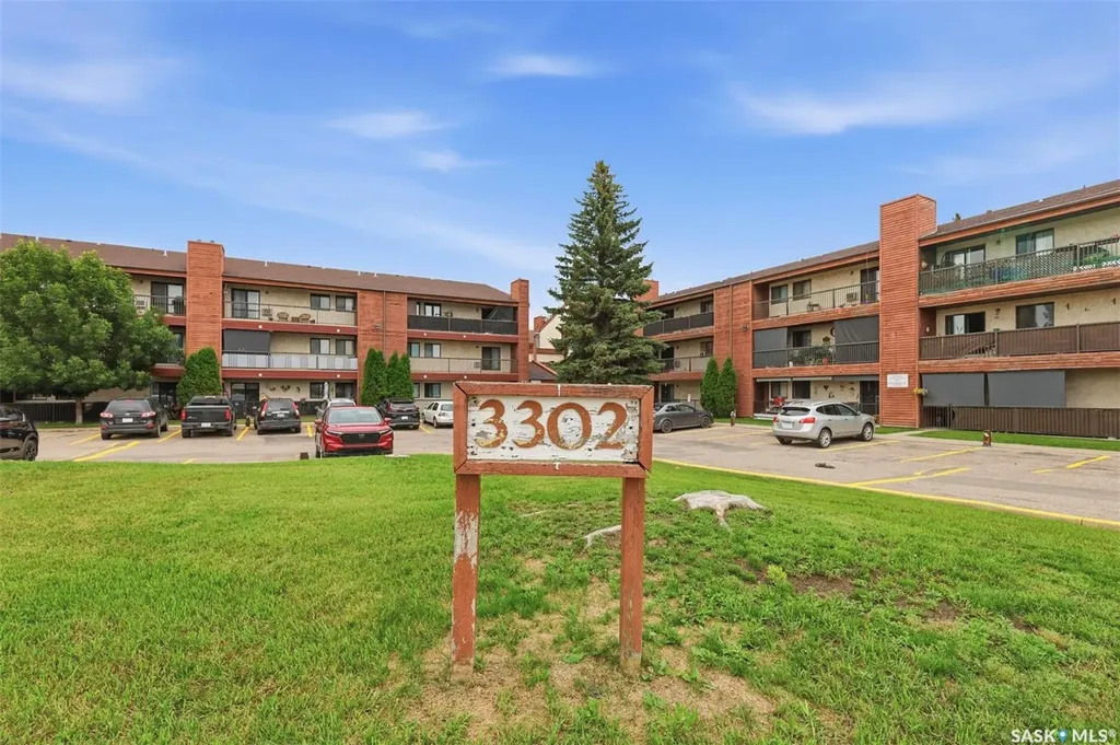 3302 33rd Street W Saskatoon SK S7L 6C9