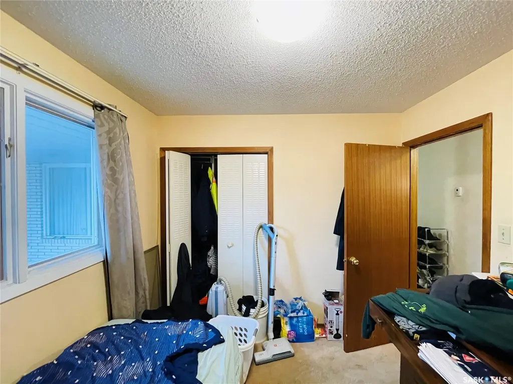 195 Lincoln Drive Regina SK S4S 6P5