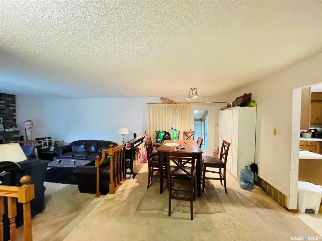 195 Lincoln Drive Regina SK S4S 6P5