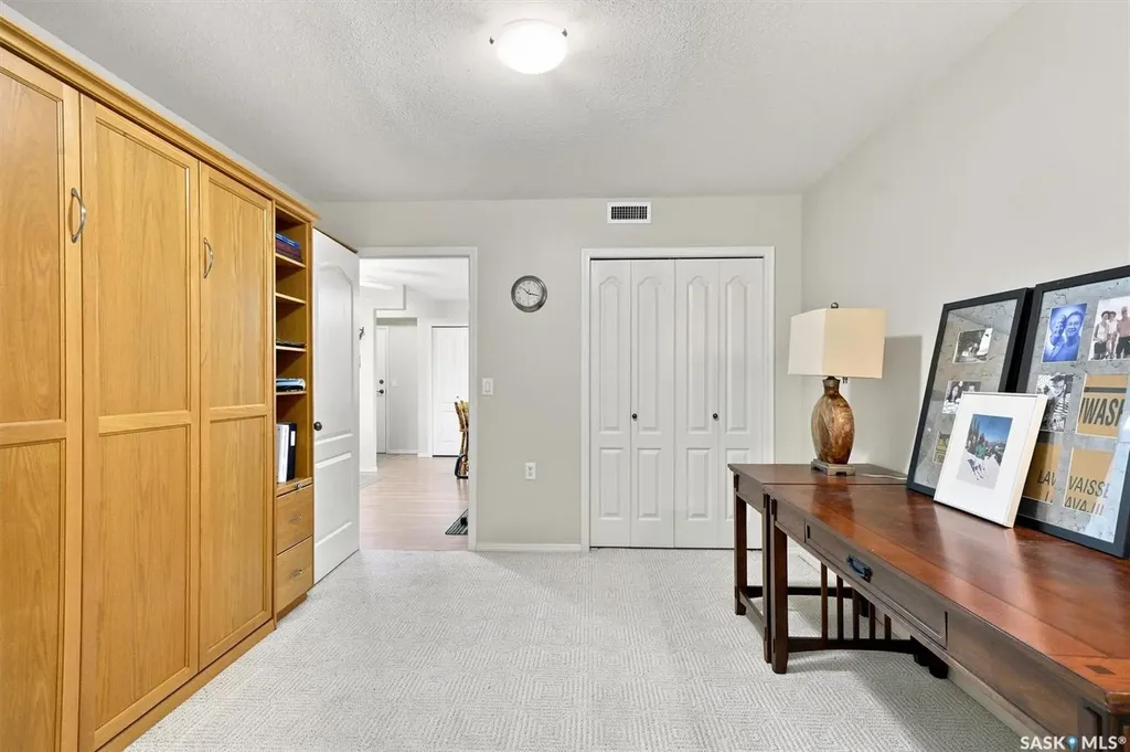 1622 Acadia Drive Saskatoon SK S7H 5H7