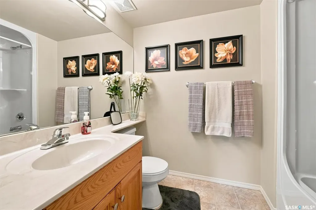 1622 Acadia Drive Saskatoon SK S7H 5H7