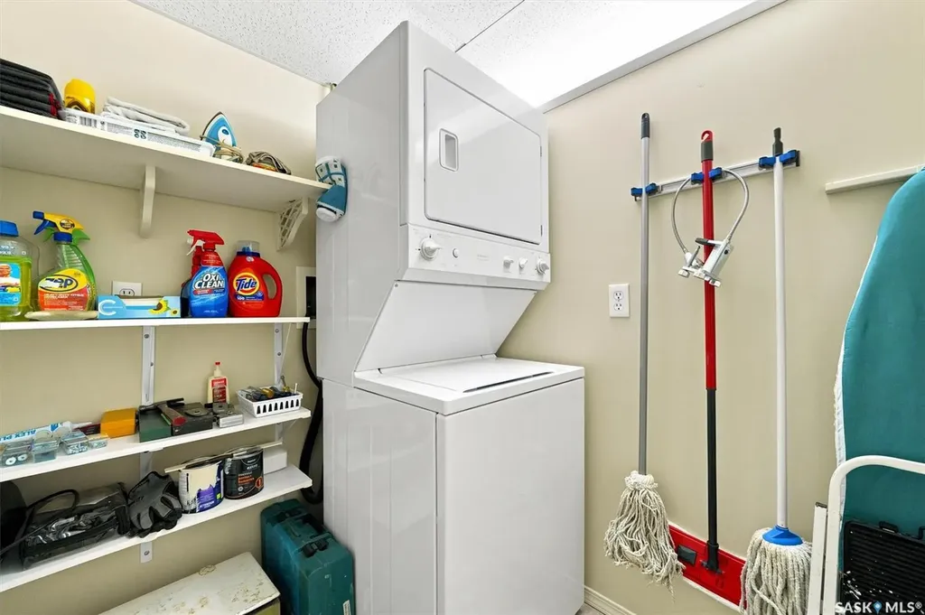 1622 Acadia Drive Saskatoon SK S7H 5H7