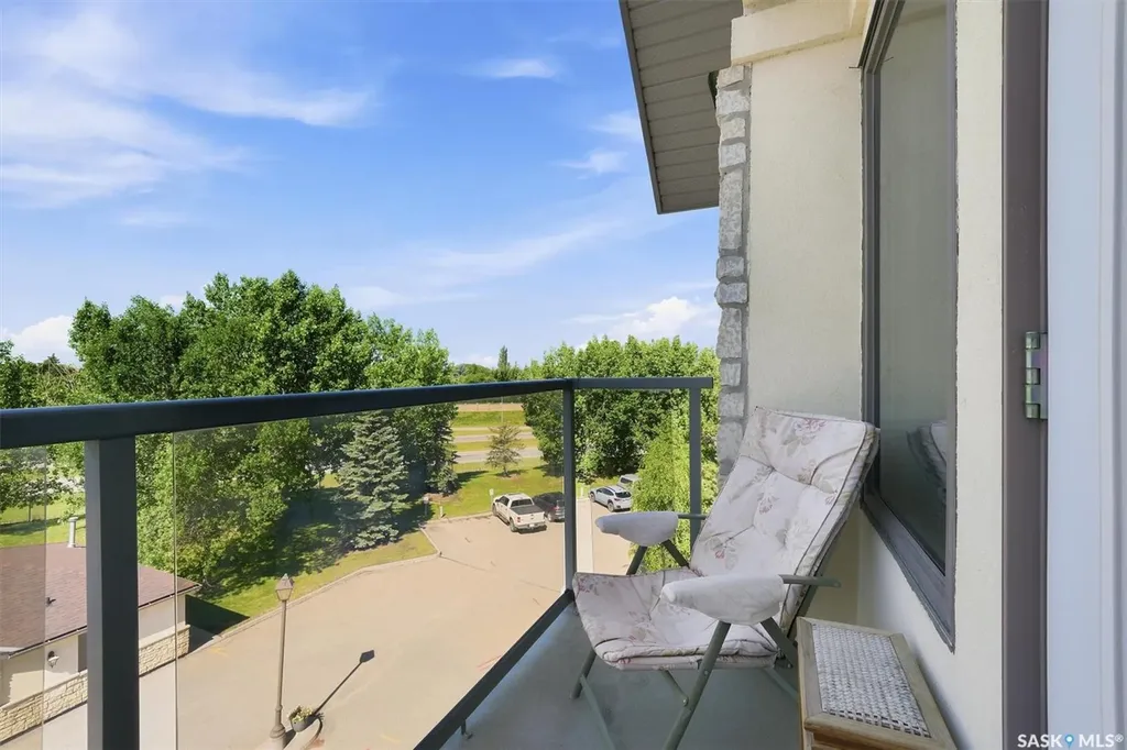 1622 Acadia Drive Saskatoon SK S7H 5H7