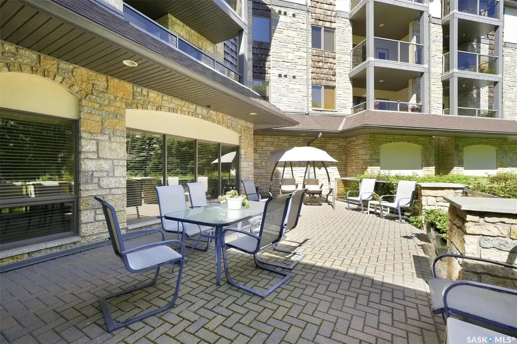 1622 Acadia Drive Saskatoon SK S7H 5H7