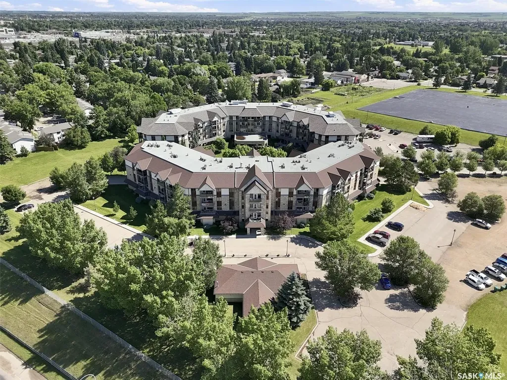 1622 Acadia Drive Saskatoon SK S7H 5H7