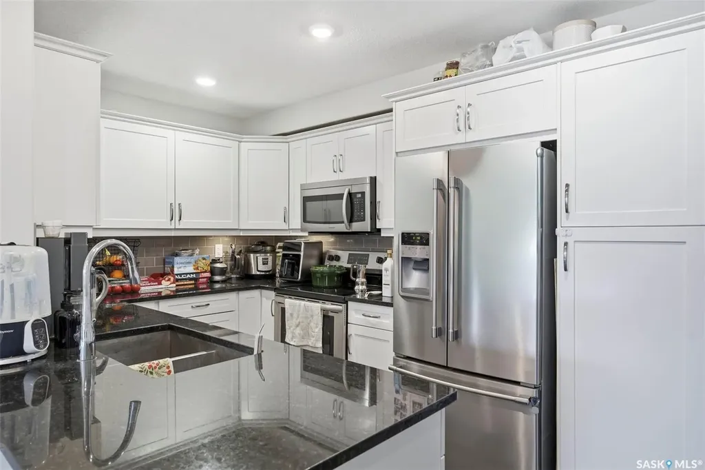 106 Willis Crescent Saskatoon SK S7T 0Y6