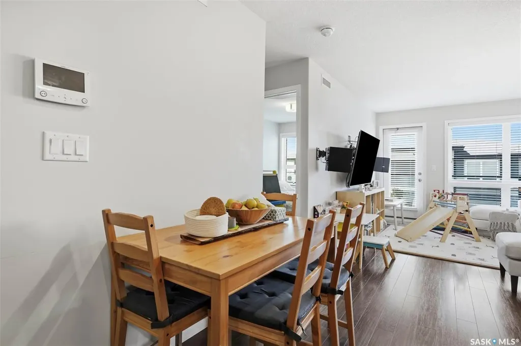 106 Willis Crescent Saskatoon SK S7T 0Y6