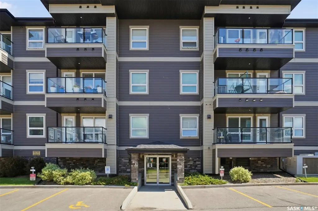 106 Willis Crescent Saskatoon SK S7T 0Y6