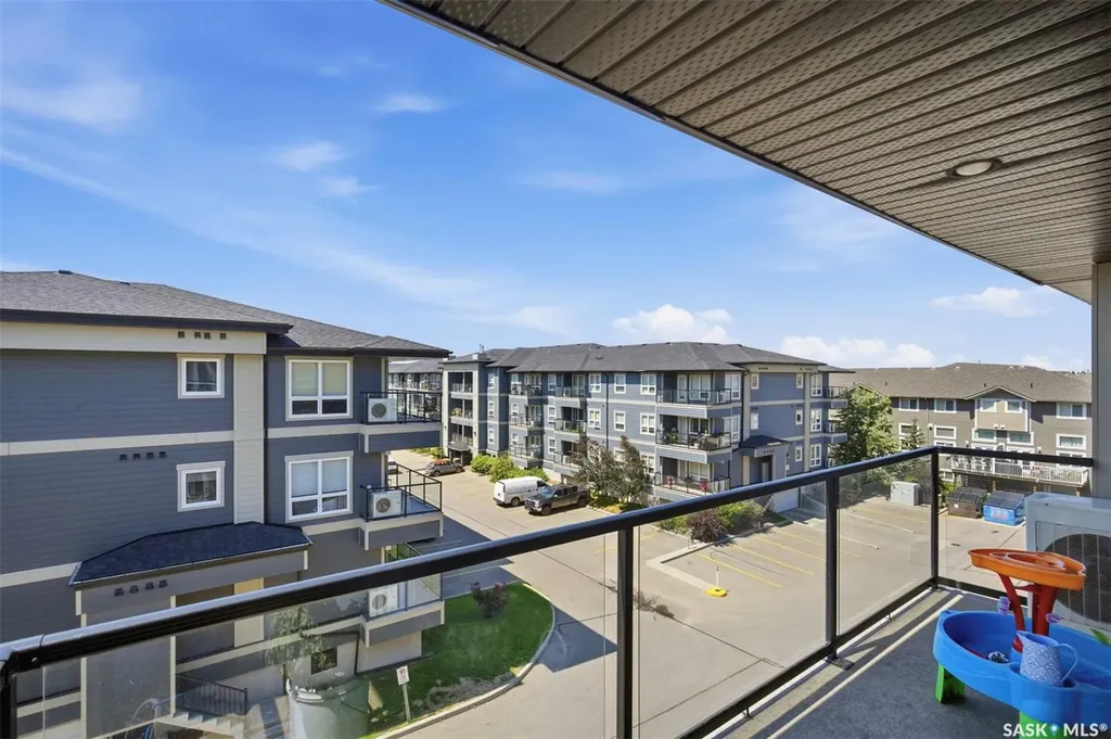 106 Willis Crescent Saskatoon SK S7T 0Y6