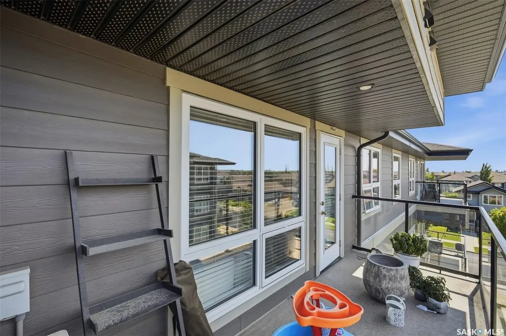 106 Willis Crescent Saskatoon SK S7T 0Y6